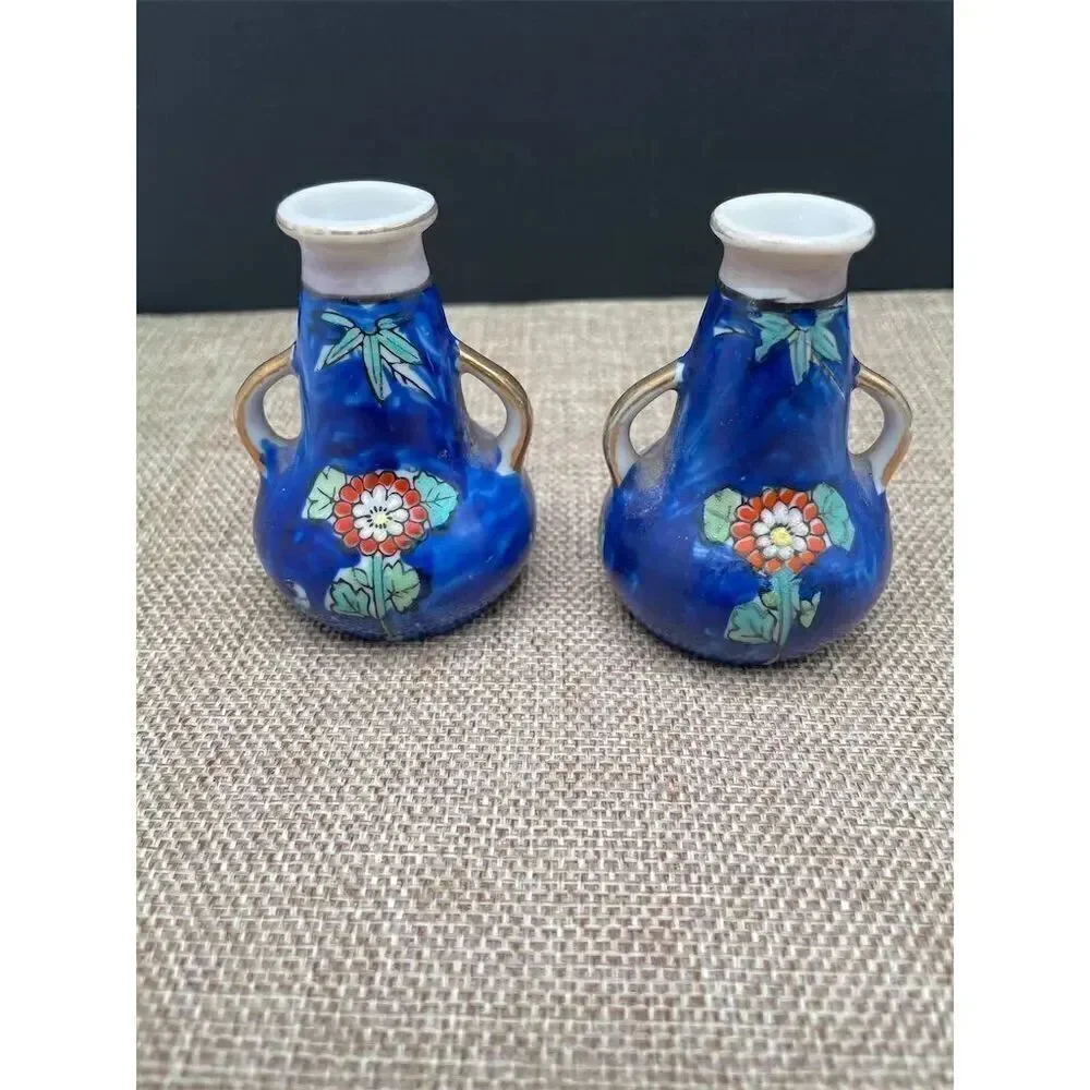 Gold Castle Majolica Blue Floral Hand-Painted Two-Handled Vase Japan Set of 2